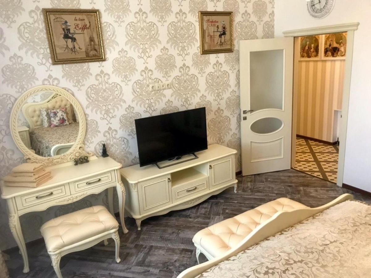 Apartment Livual Одесса Экстерьер фото